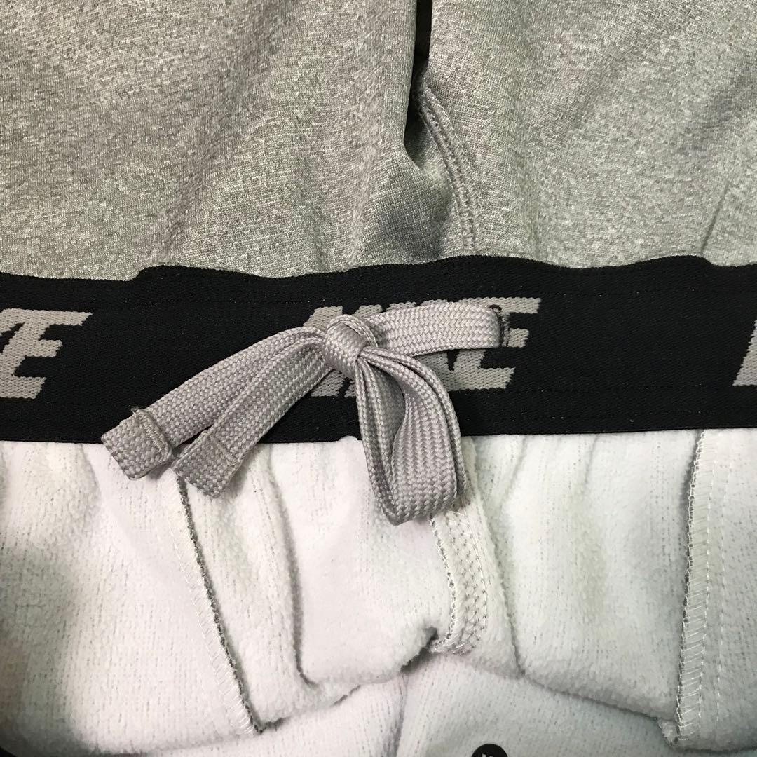 NIKE ナイキ　上下セットアップ　トレーニングウェア　スウッシュロゴ　グレー