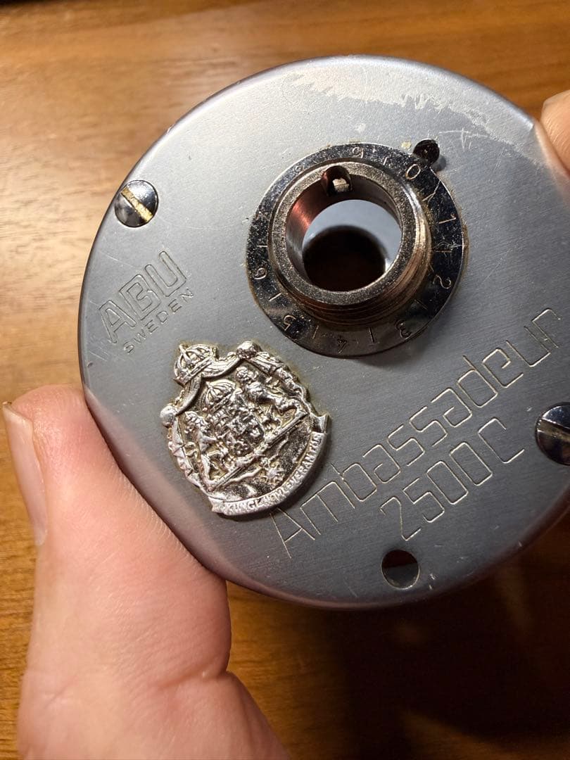 abuアンバサダー2500C サイドカップ純正中古スレあり使用可能カスタムベース