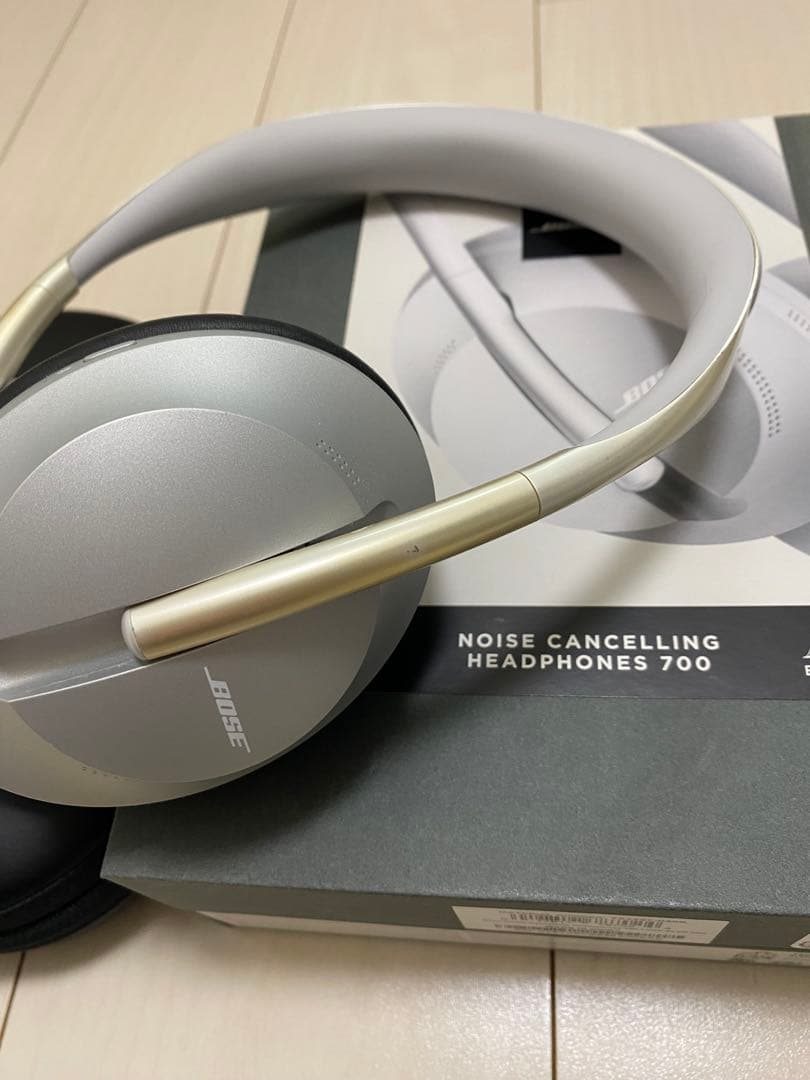 ヘッドホン BOSE NOISE CANCELLING HEADPHONES 700