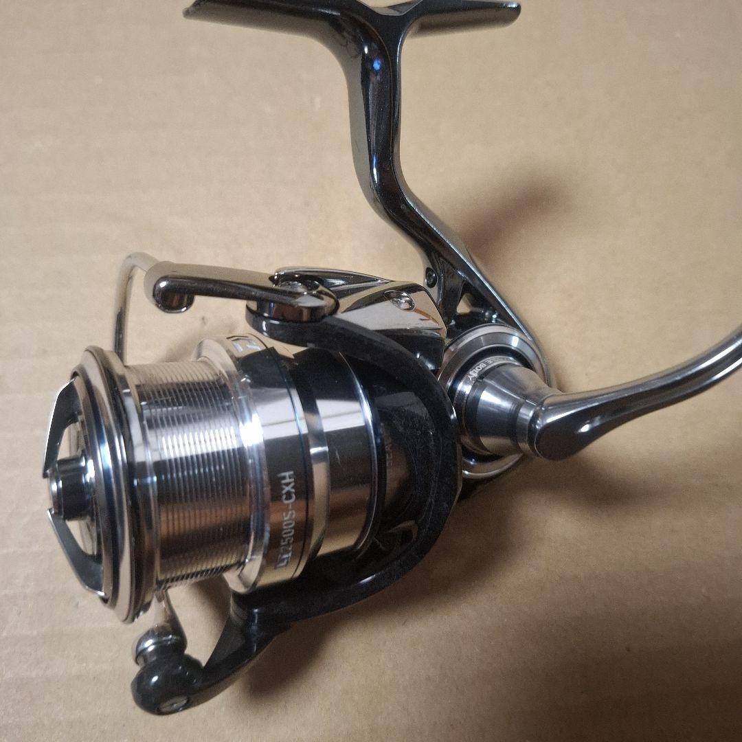 最高峰　ダイワ　18　EXIST　　イグジスト　LT2500S-CXH　美品