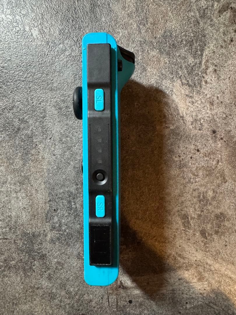 Nintendo switch 本体 ネオンブルー ネオンレッド