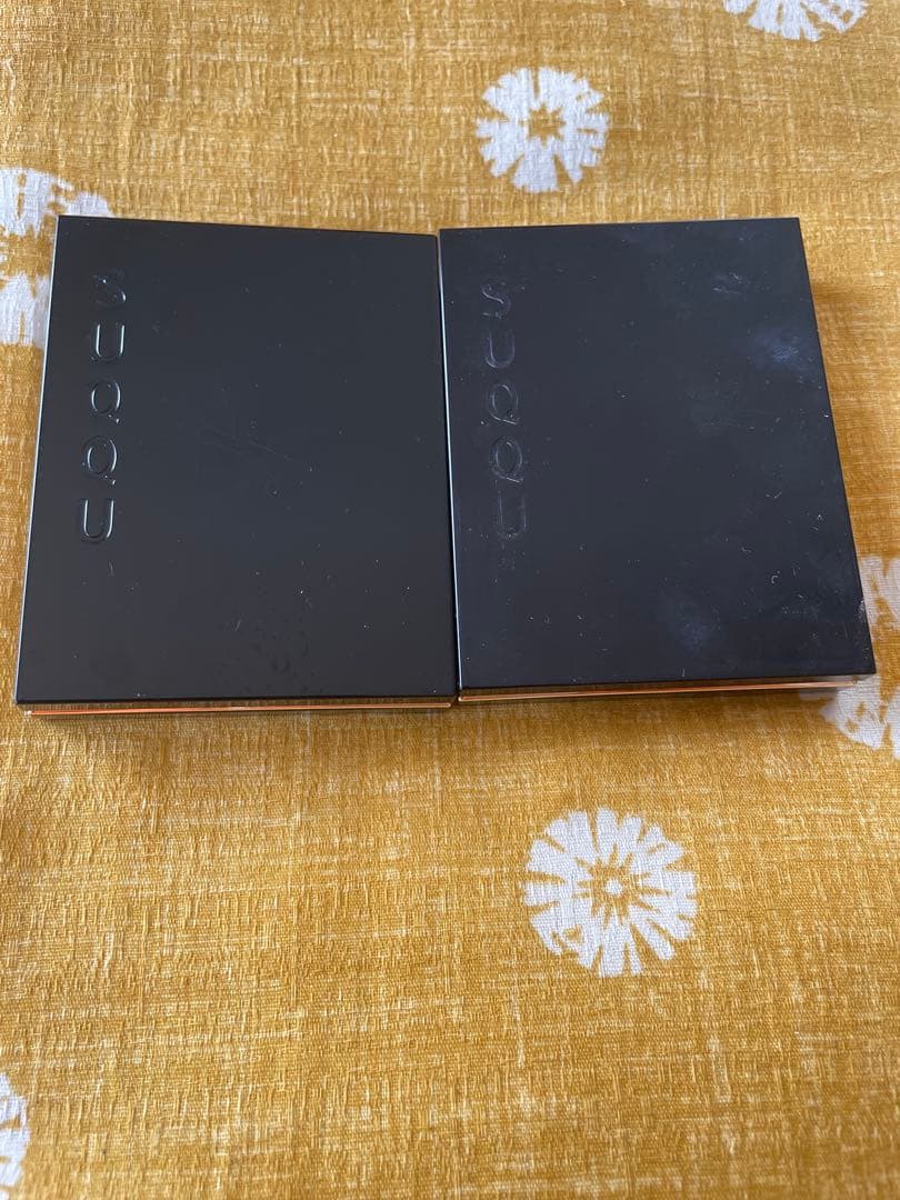 スック　SUQQU黄昏染 シグニチャー カラー アイズ アイシャドウ　夕琥箔