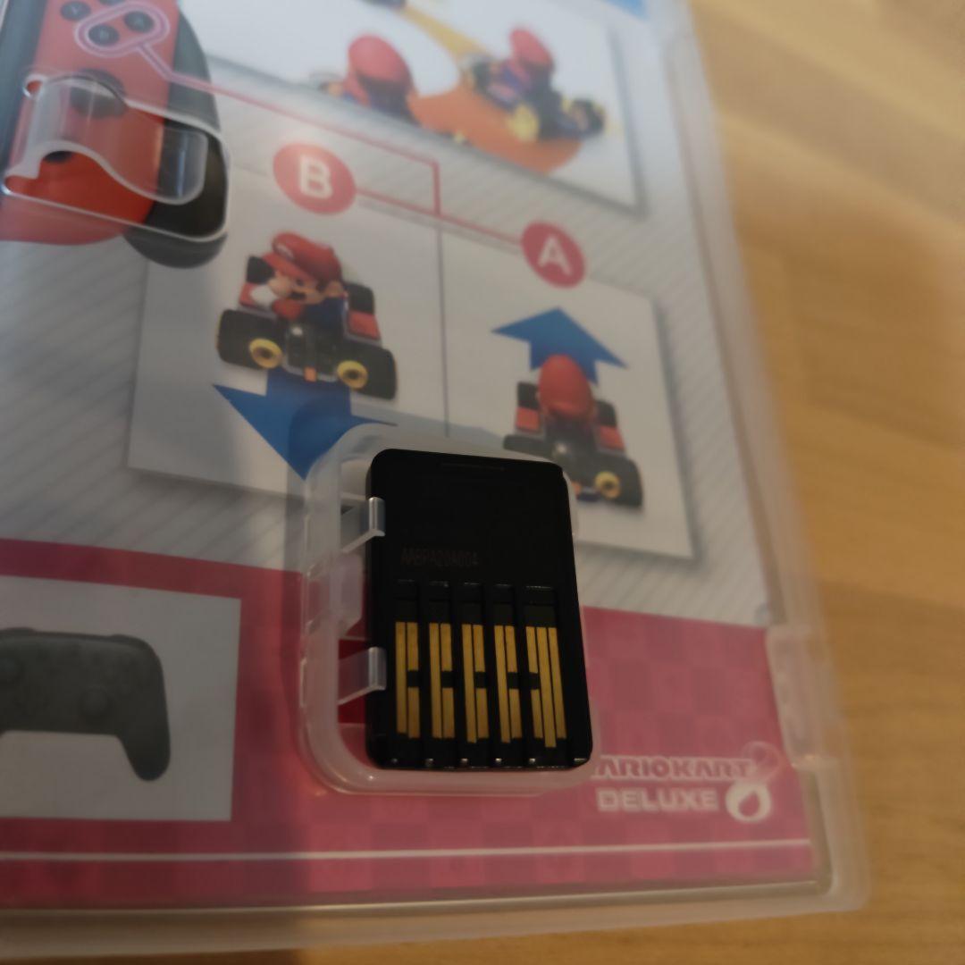 Switch　マリオカート8　デラックス　Joy-Conハンドル 4こ