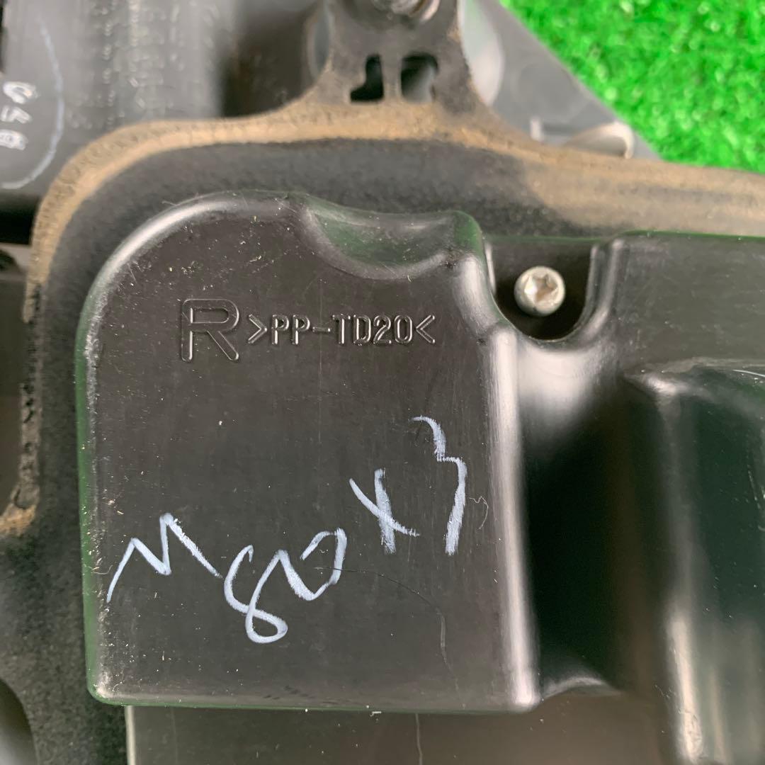 トヨタ　ヴェルファイア　20 純正テールランプ　右側　パールホワイト　中古品