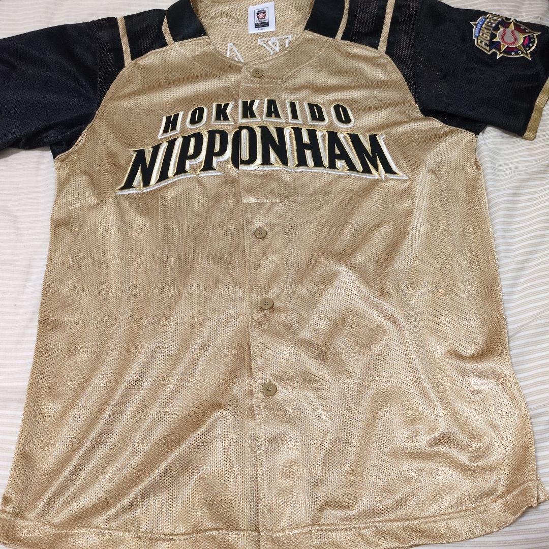 中田翔　直筆サイン　日ハムユニフォームＬサイズ