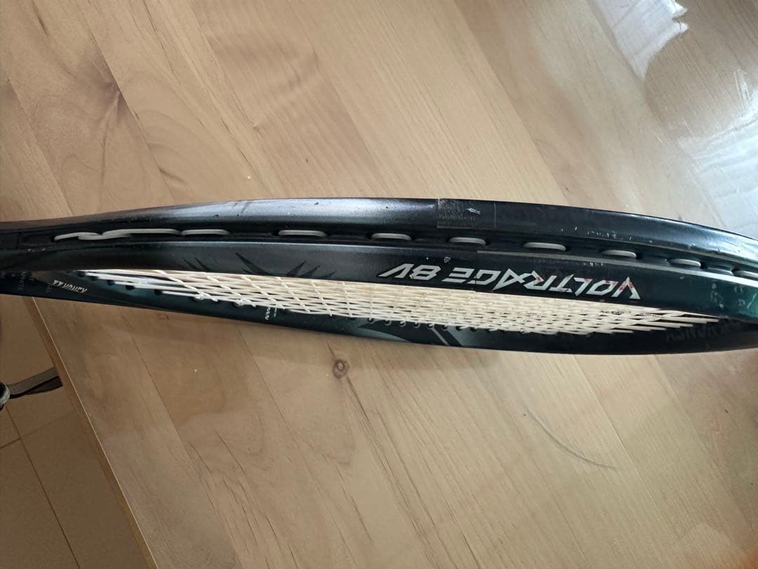 ヨネックス　ボルトレイジ８V UL1 軟式ラケット