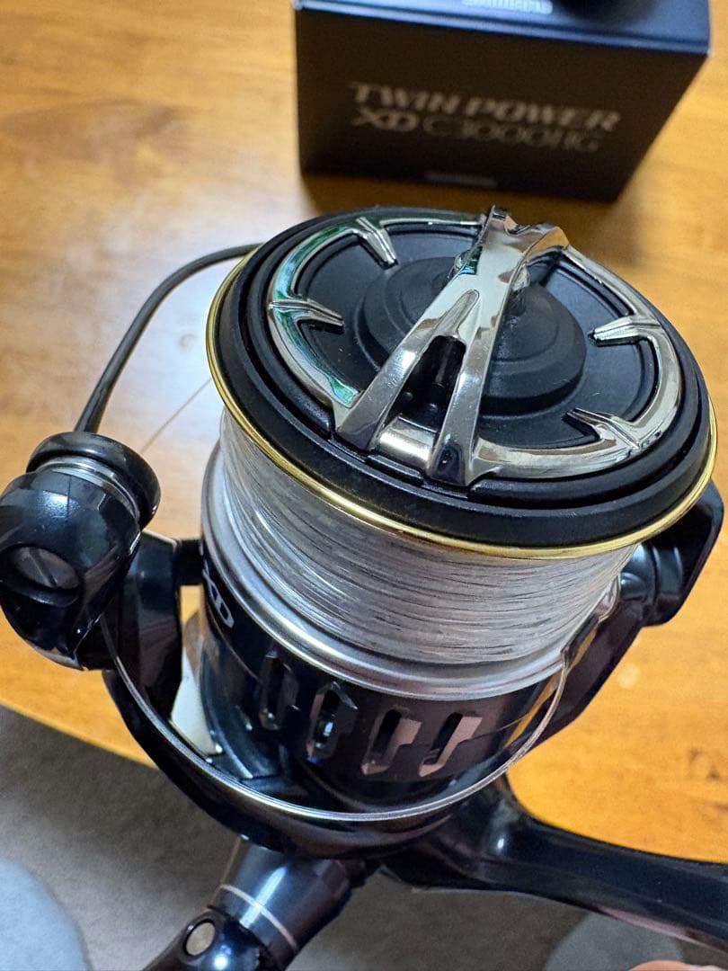 さとーさん専用　17ツインパワー　XD c3000HG 替えスプール付き