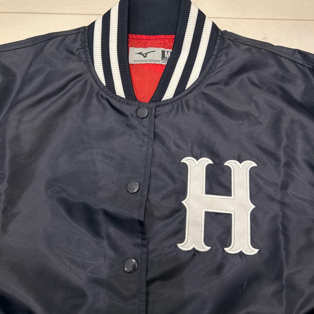 広島カープ　スタジャン　新品未使用