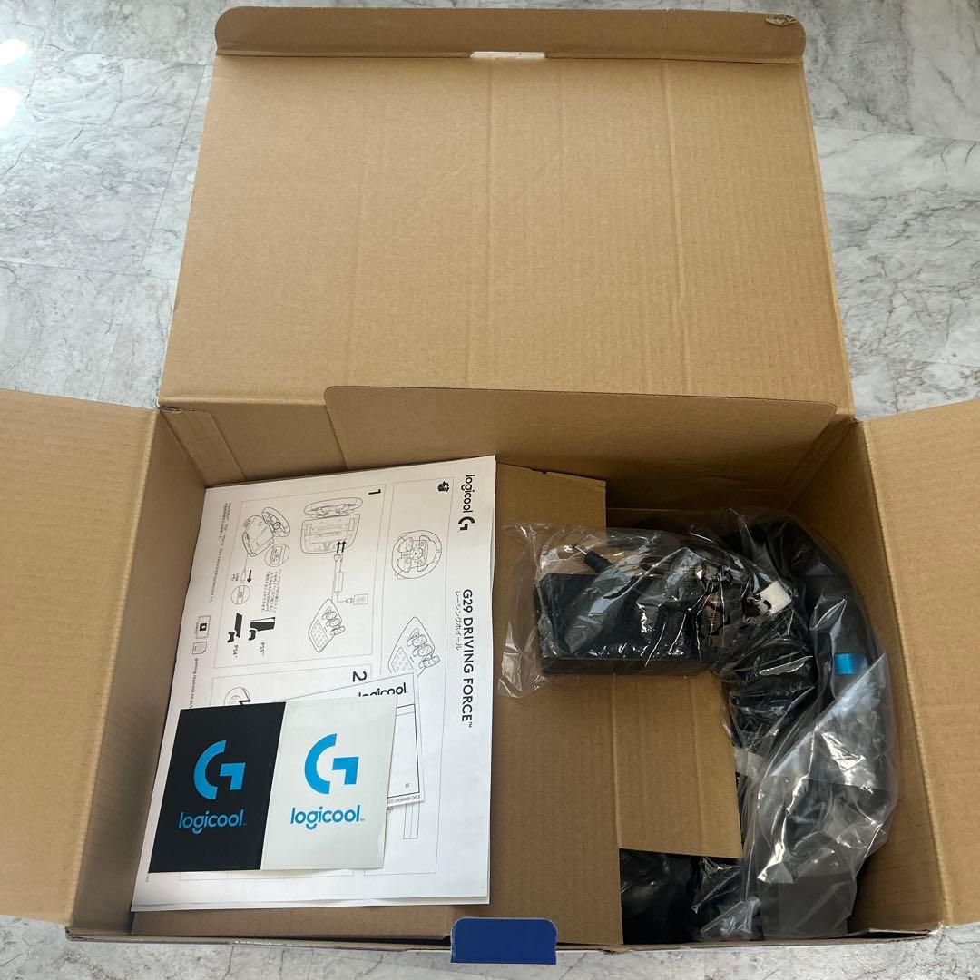 Logicool G ステアリングコントローラー G29 ハンドルコントローラー