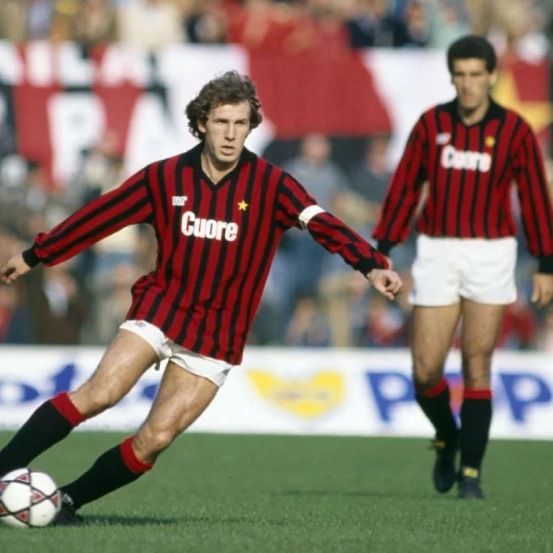 【新品展示品】イタリア製 nr エネーレ ACミラン83/84 一点限り