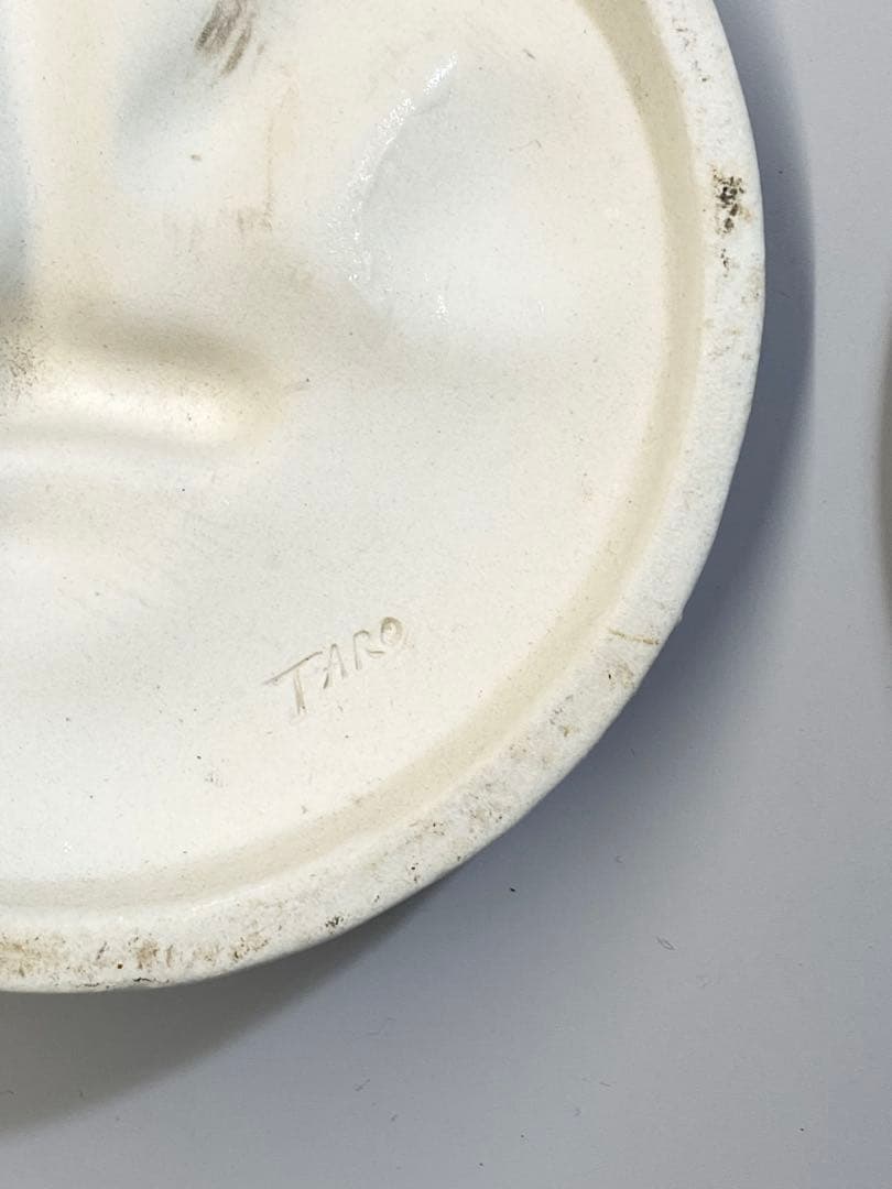 岡本太郎 太陽の塔 レリーフ 白黒2点セット アンティーク