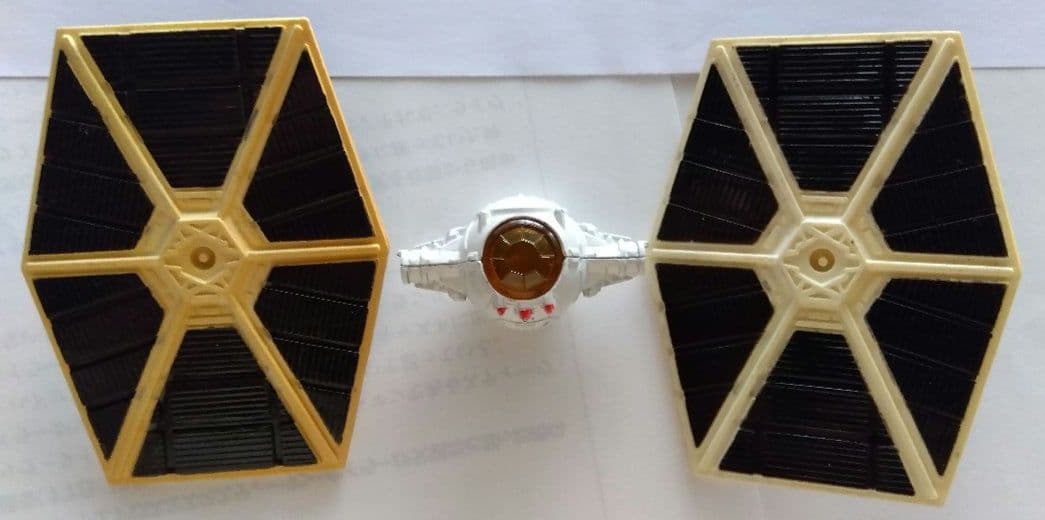 値下げ　分解可能オールドケナー1978 スターウォーズTIEファイター 　タカラ