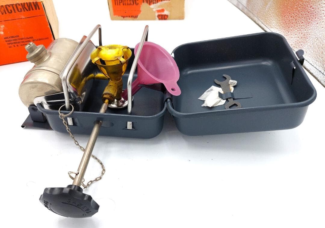旧ソ連製キャンプ用ガソリンストーブ「PT-1」★完全未開封品（美品）