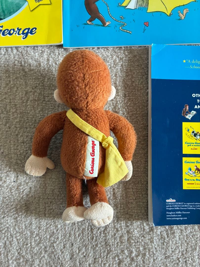 おさるのジョージ　絵本とぬいぐるみセット
