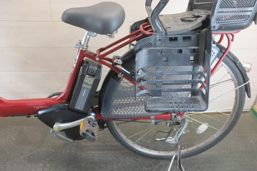 電動自転車 ヤマハPAS　26インチ　3段8.9Ah充電器あり