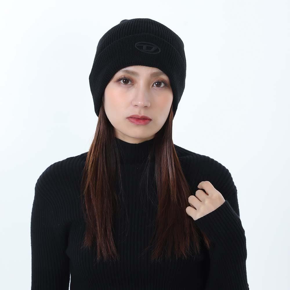 新品未使用 DIESEL ニット帽 ブラック ビーニー　ロゴ