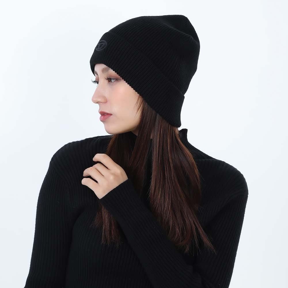 新品未使用 DIESEL ニット帽 ブラック ビーニー　ロゴ