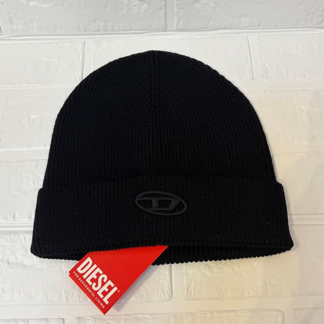 新品未使用 DIESEL ニット帽 ブラック ビーニー　ロゴ