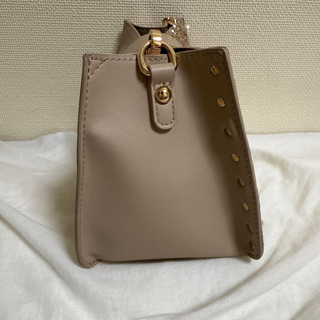 DIANA ダイアナ　グリッター　ショルダーバッグ　ハンドバッグ ベージュ