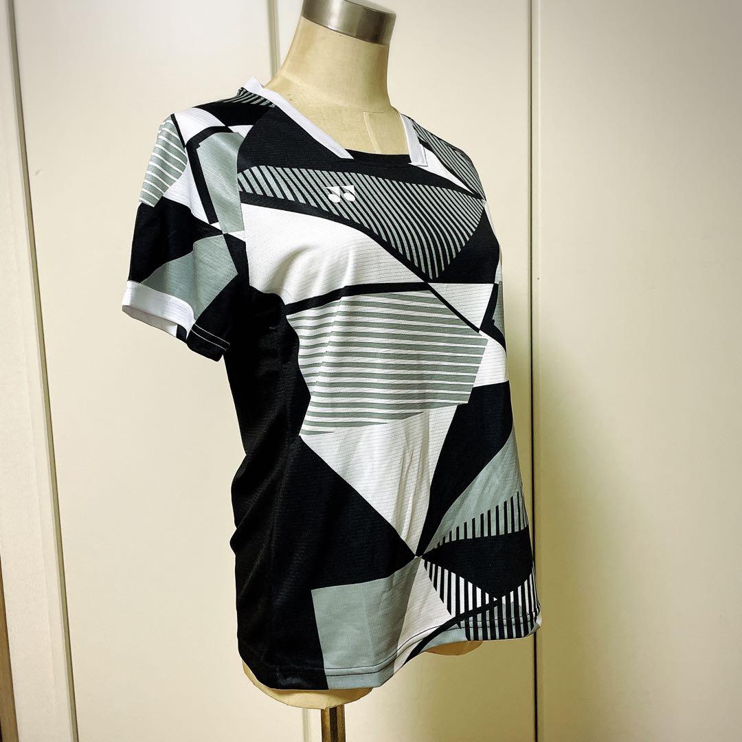 ヨネックス　YONEX テニス＆バドミントン　レディースゲームウェア　新品　XL