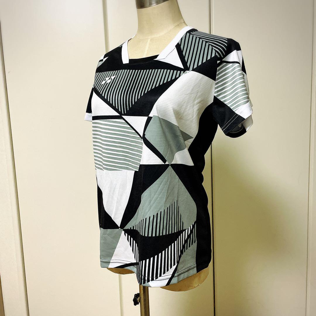 ヨネックス　YONEX テニス＆バドミントン　レディースゲームウェア　新品　XL