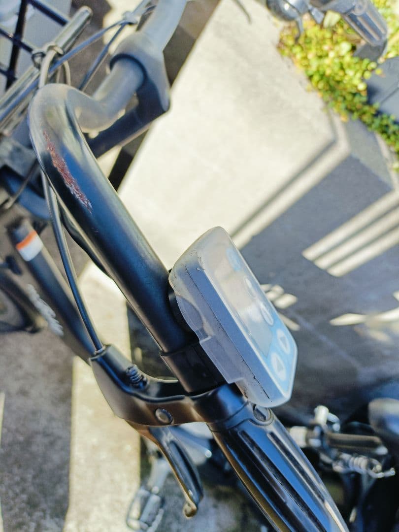 電動アシスト自転車 チャイルドシート付き　後輪パンク品