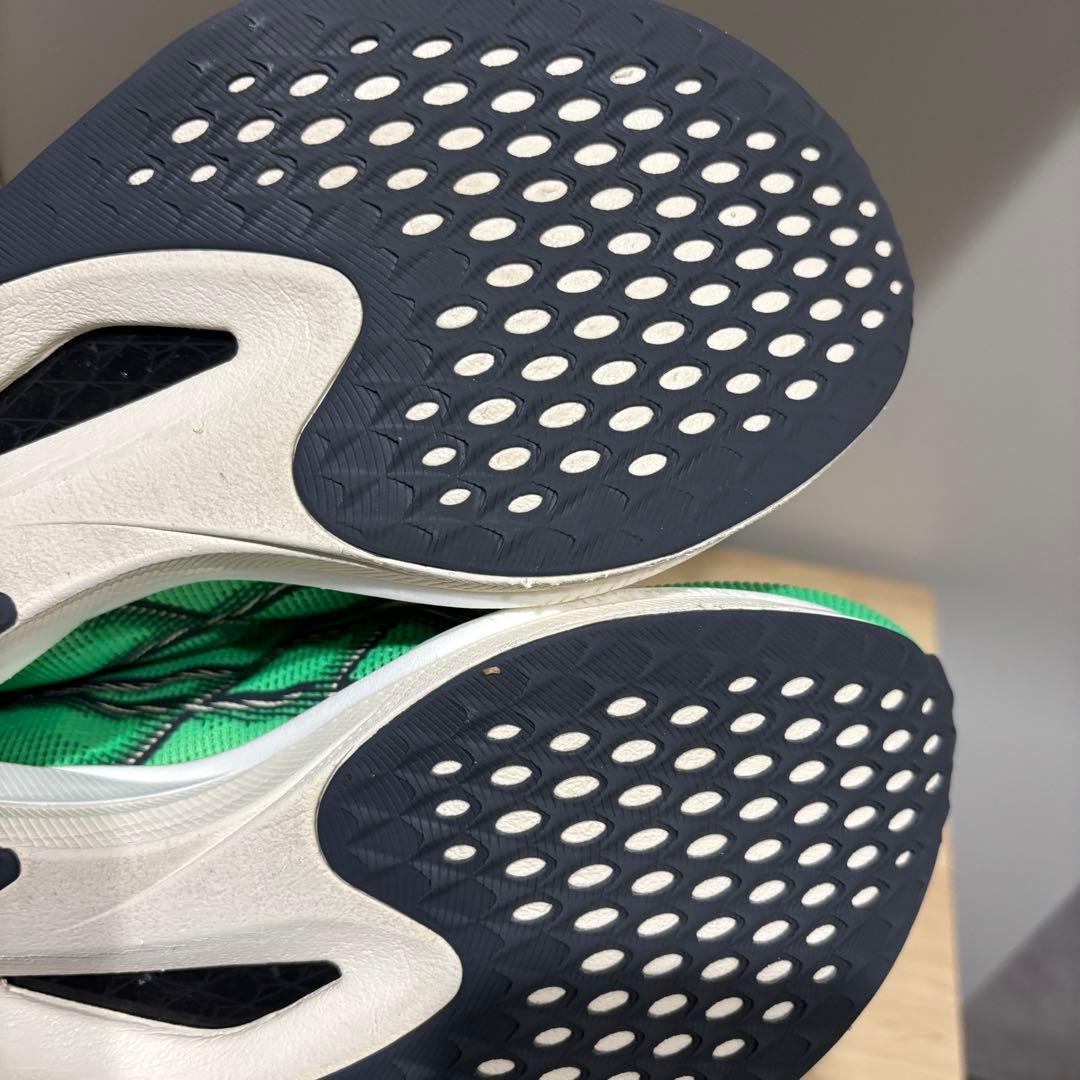 アシックス　マジックスピード5 ２６.５センチ