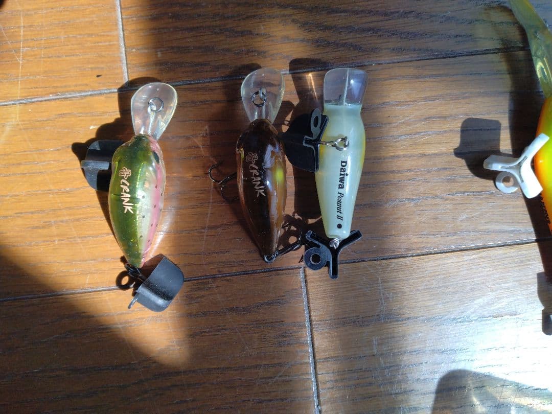 バス釣り用品まとめ売り　バーサスタックルボックスとルアーセット