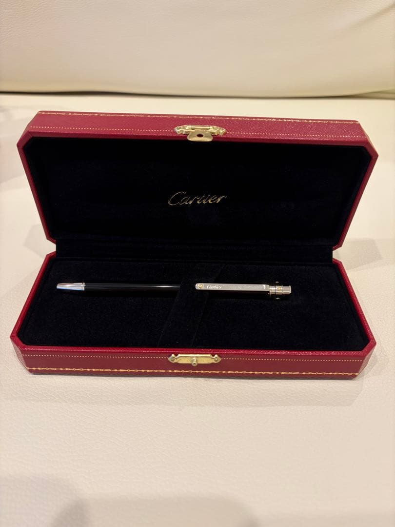 Cartier ボールペン　ブラック