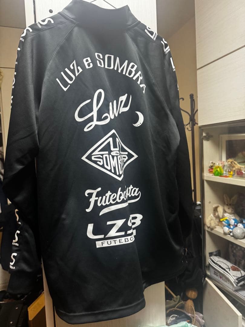 ルースイソンブラ　超美品　ジャージ上下セット XLサイズ ブラック