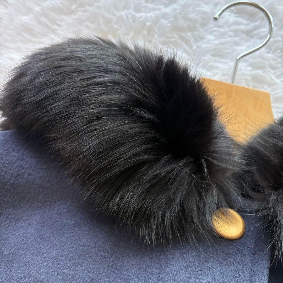 MADUSON フリルポンチョ アンゴラケープコート ファーフード 金ボタン 紺