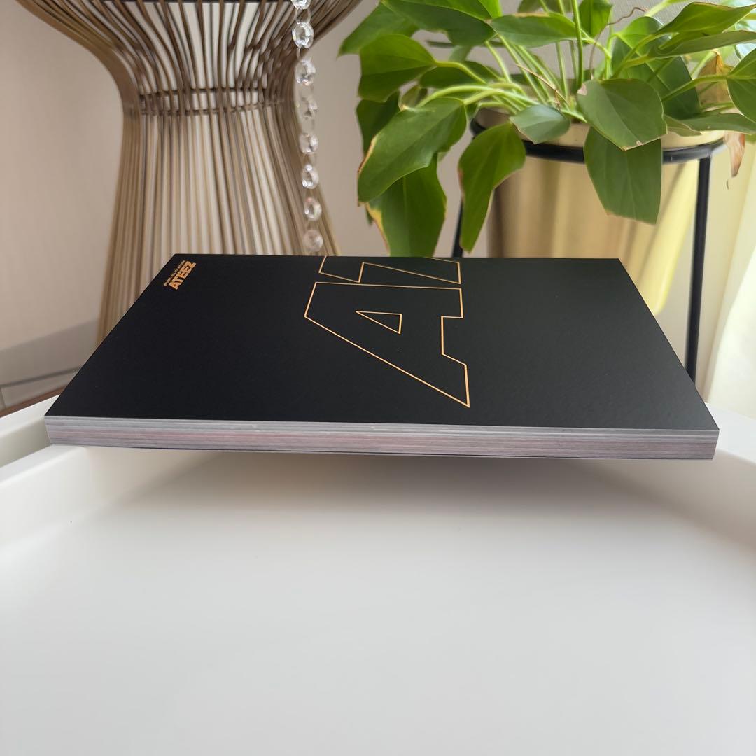 ATEEZ TREASURE EP.FIN：ALL TO ACTION 黒