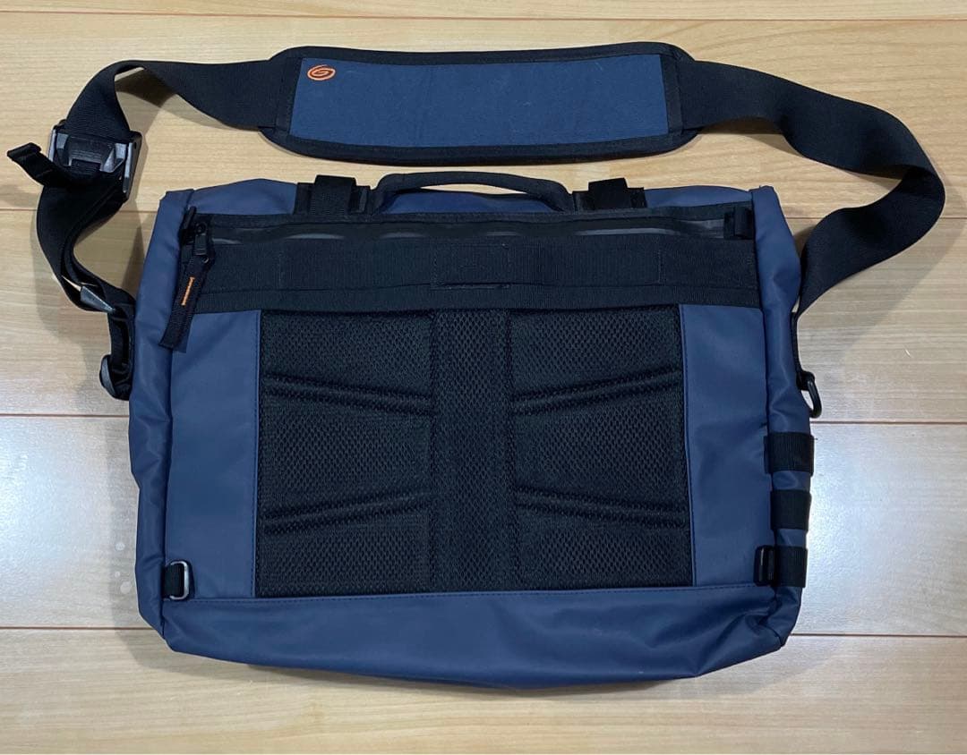 timbuk2 メッセンジャーバッグ PC特化 旧ロゴ