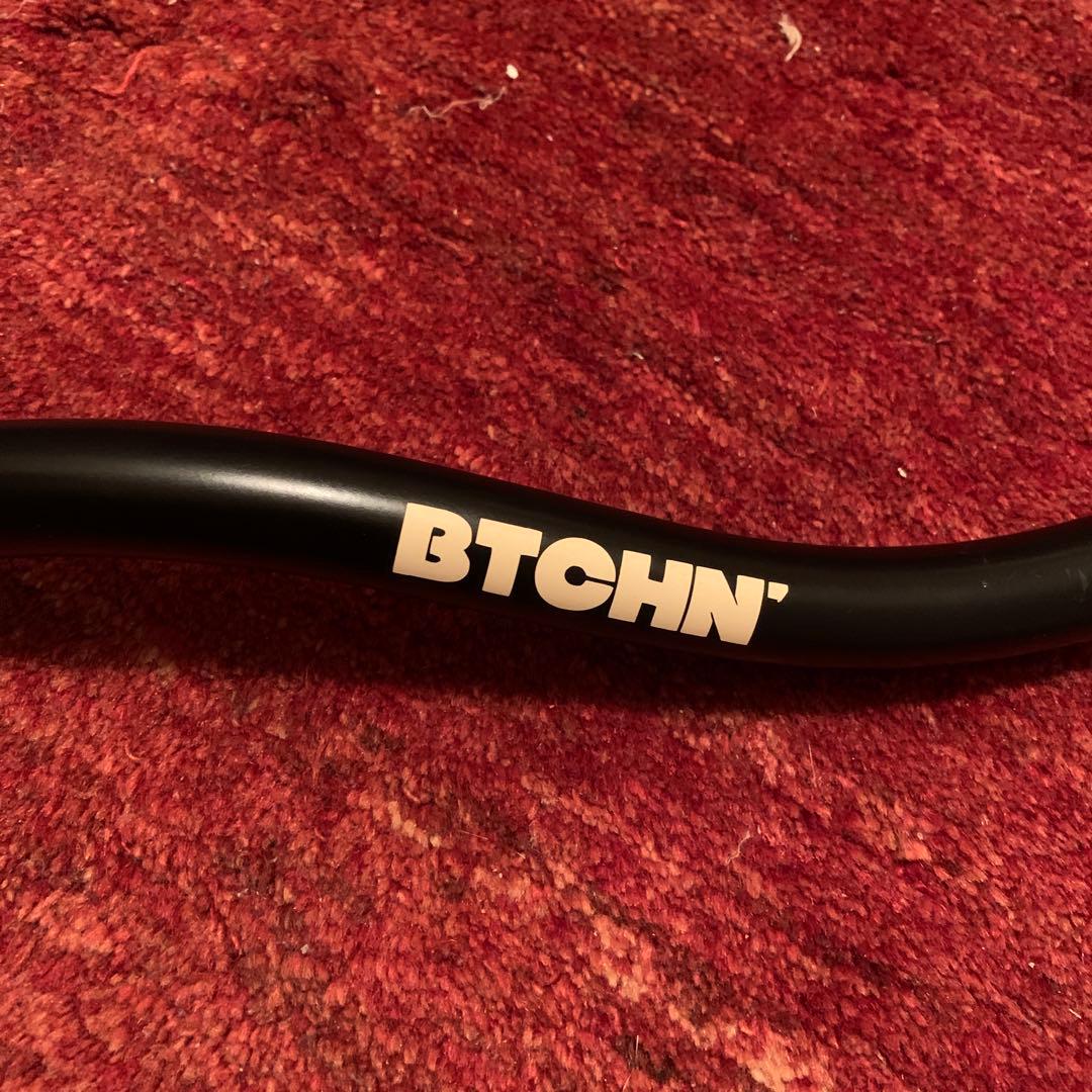 BTCHN ブラック ハンドルバー4ヶ月使用ブルーラグ　780mm ×22.2