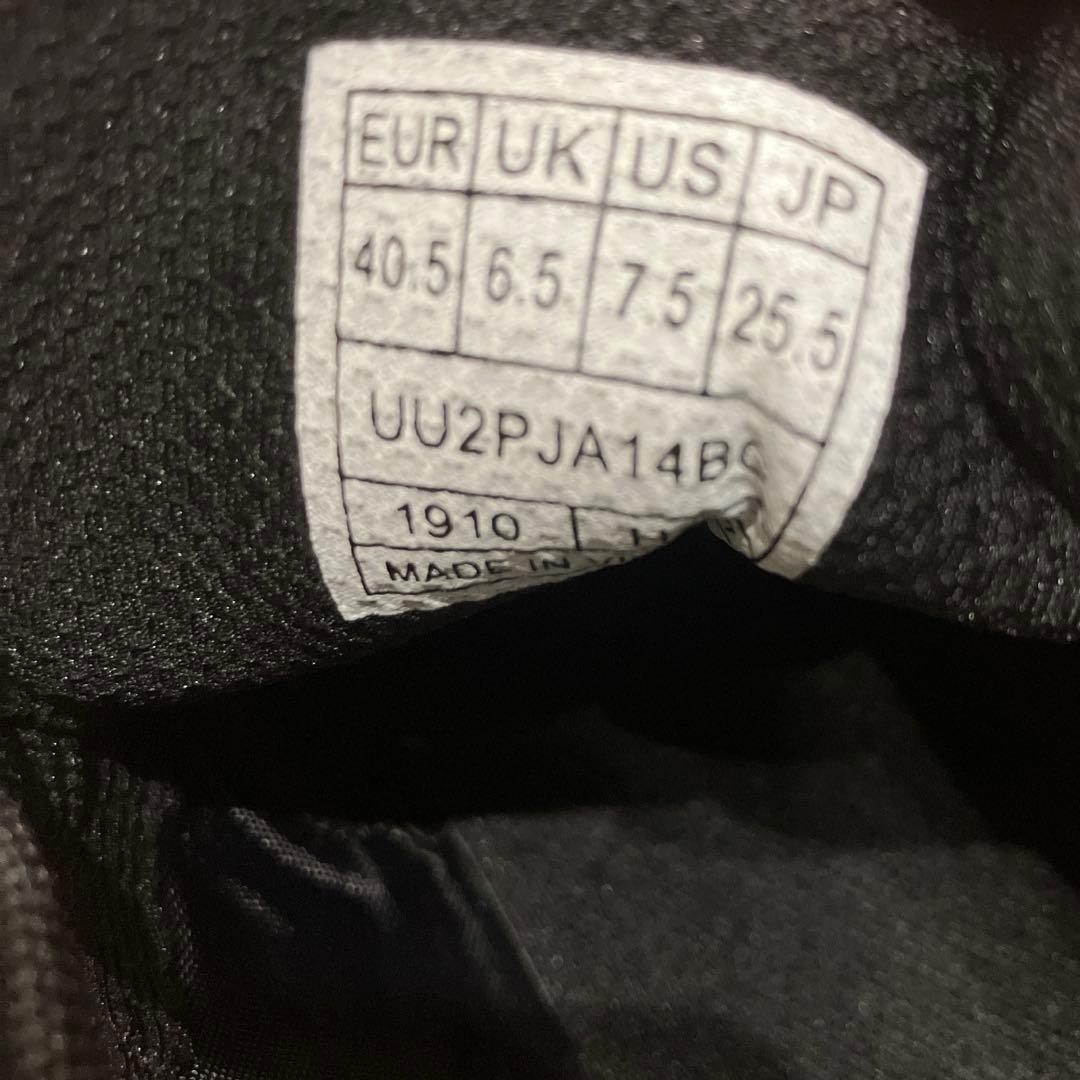 umbro アンブロ　サッカーシューズ　ブラック