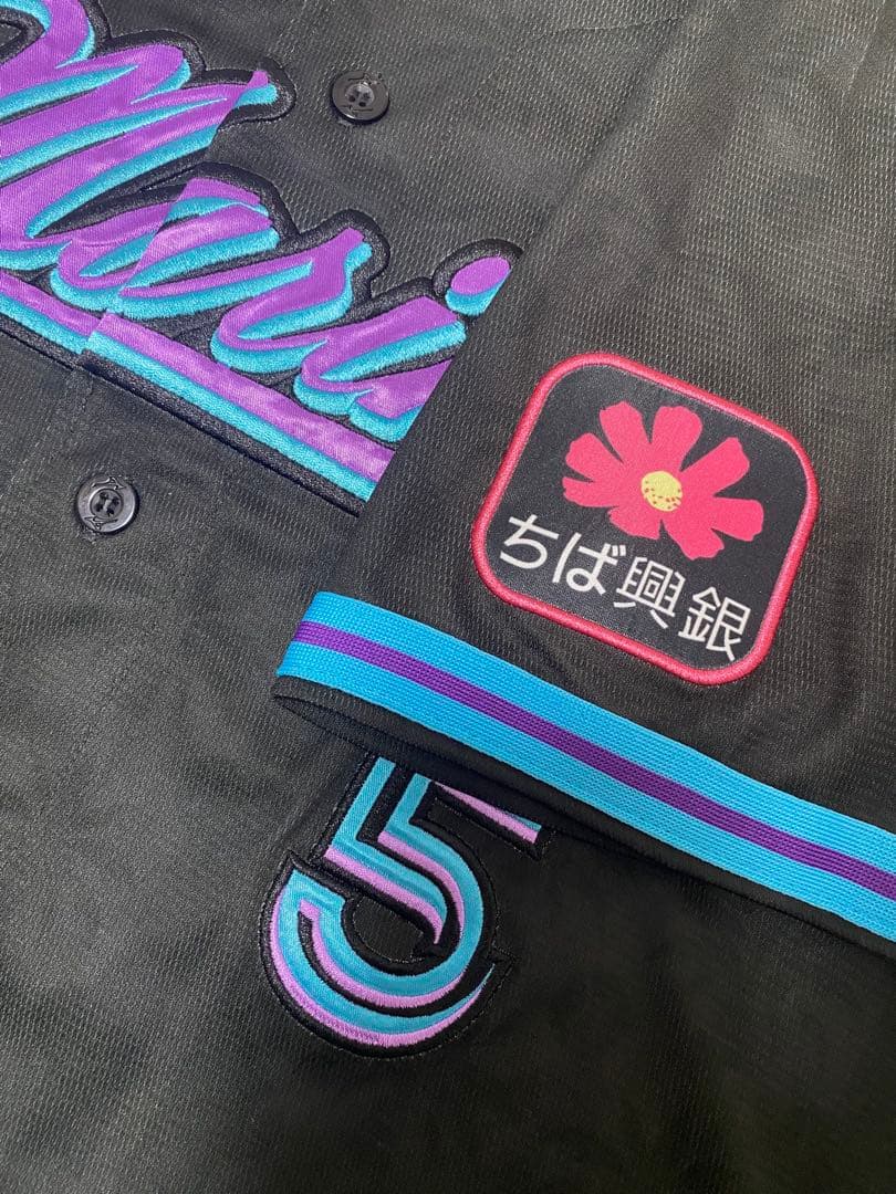 千葉ロッテマリーンズ　ブラックサマー　ユニフォーム　安田　Mサイズ