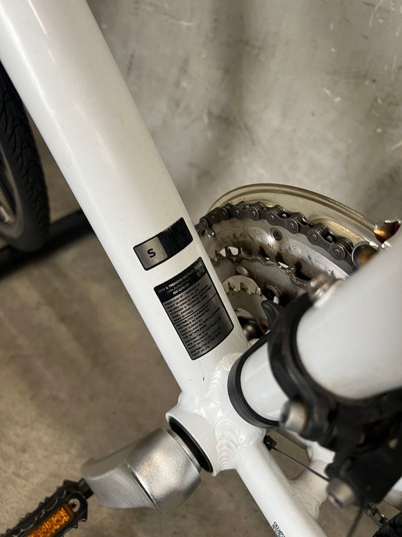 クロスバイク　 GIANT ESCAPE R3 MS ジャイアント　2023年式