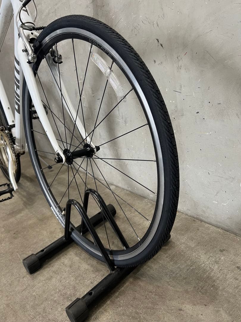 クロスバイク　 GIANT ESCAPE R3 MS ジャイアント　2023年式