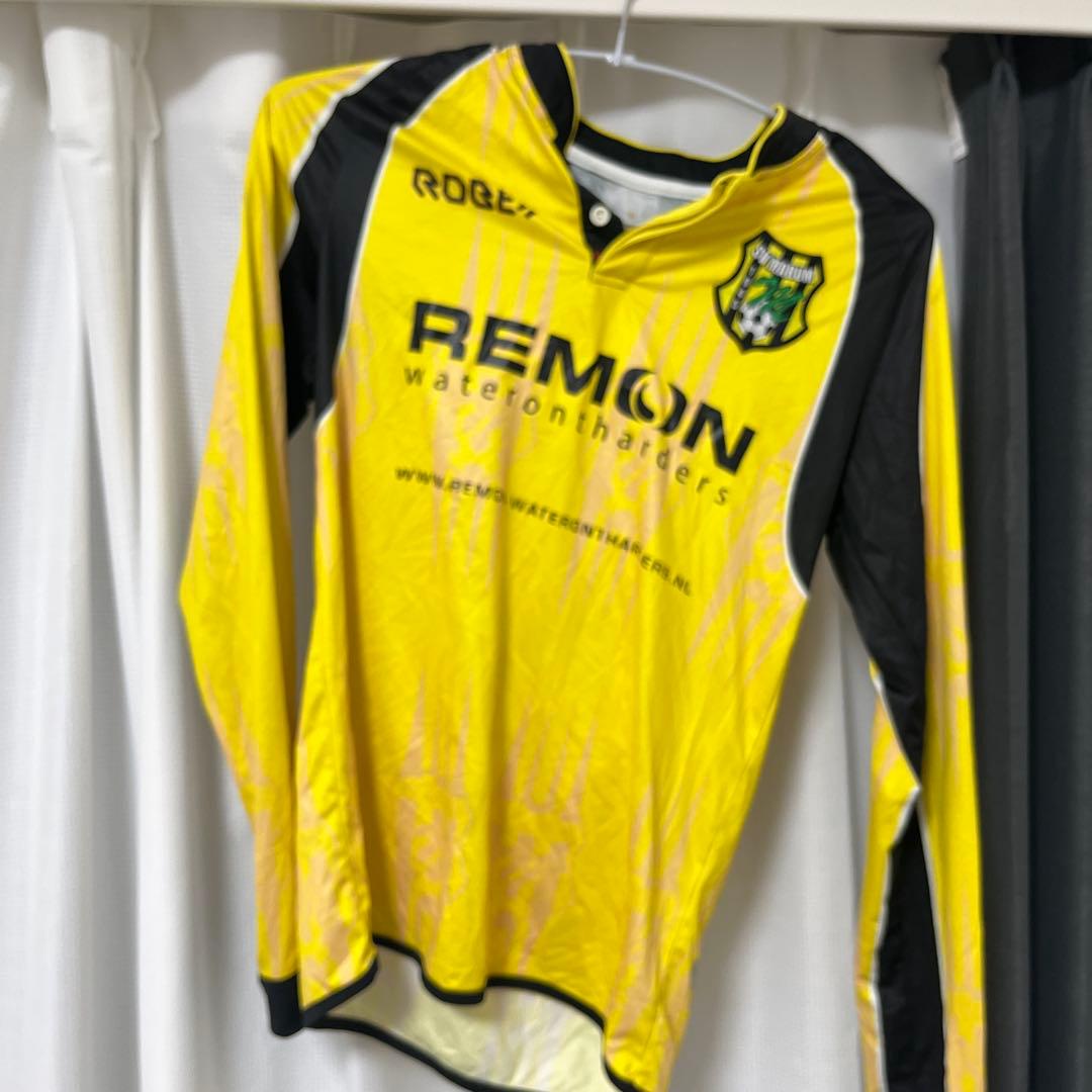 サッカーウェア　まとめ売り　おまけ付き　M〜L