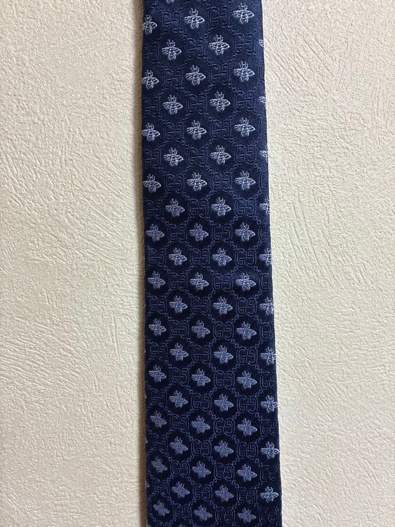 GUCCI ネクタイ　Bee