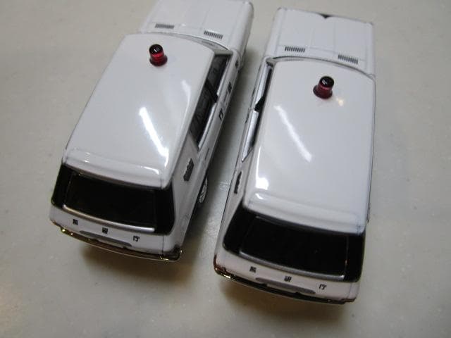 トミカLVネオ/新品未開封トミカショップニッサンスカイラインバン パトロールカー