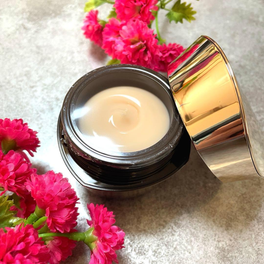 資生堂 エリクシール トータルVファーミングクリーム