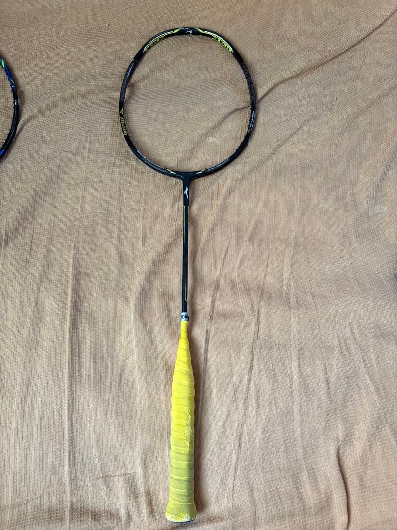 バドミントンラケット ジャンク品　4本セット アストロクス77等