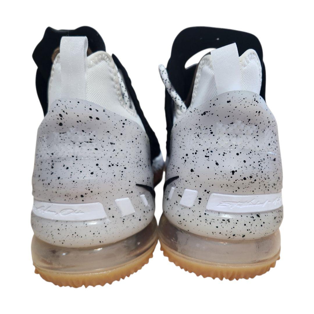 【未使用✨️26.5㎝】NIKE LEBRON 18 ブラック×ホワイト 箱タグ