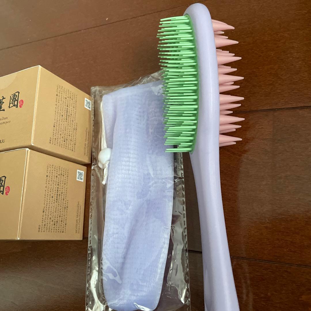 【新品未使用】ララチュー　モウキンダンボリュームシャンプー120g✖︎2個ほか