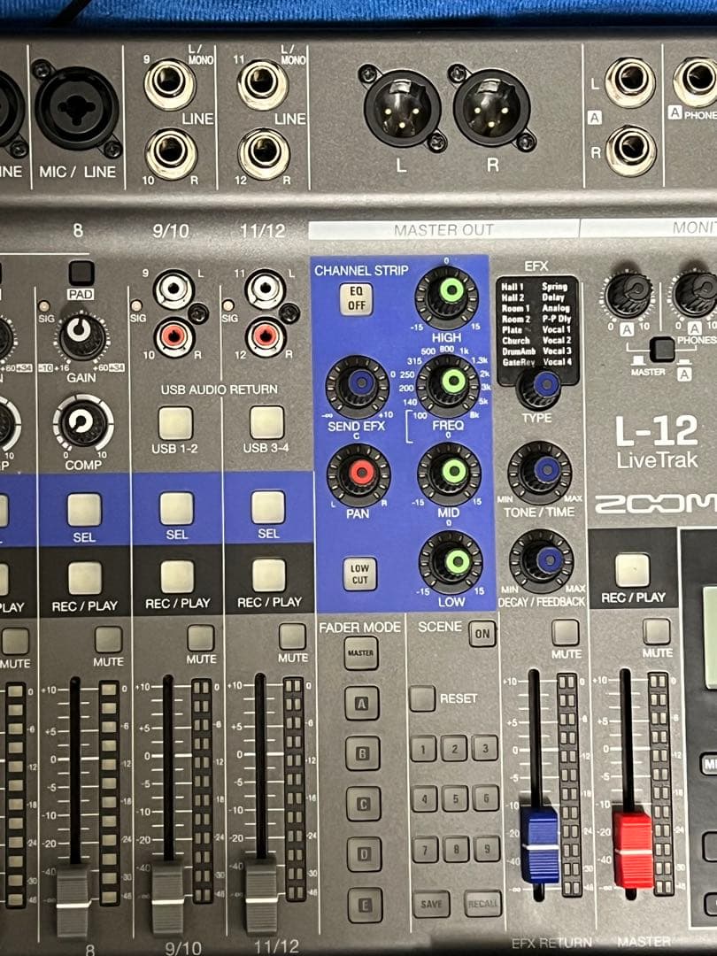 即発送 zoom L-12 専用ハードケース付き　動作に難あり