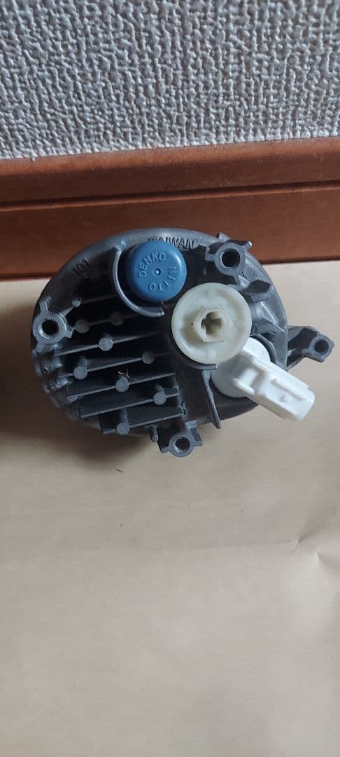 TKR　マツダCX-8純正　フォグランプ