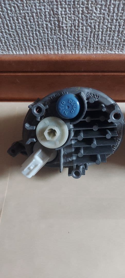 TKR　マツダCX-8純正　フォグランプ