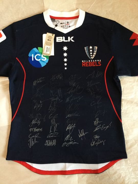 ☆レア出品☆ スーパーラグビー レベルズ 2020全選手直筆サイン入りジャージ