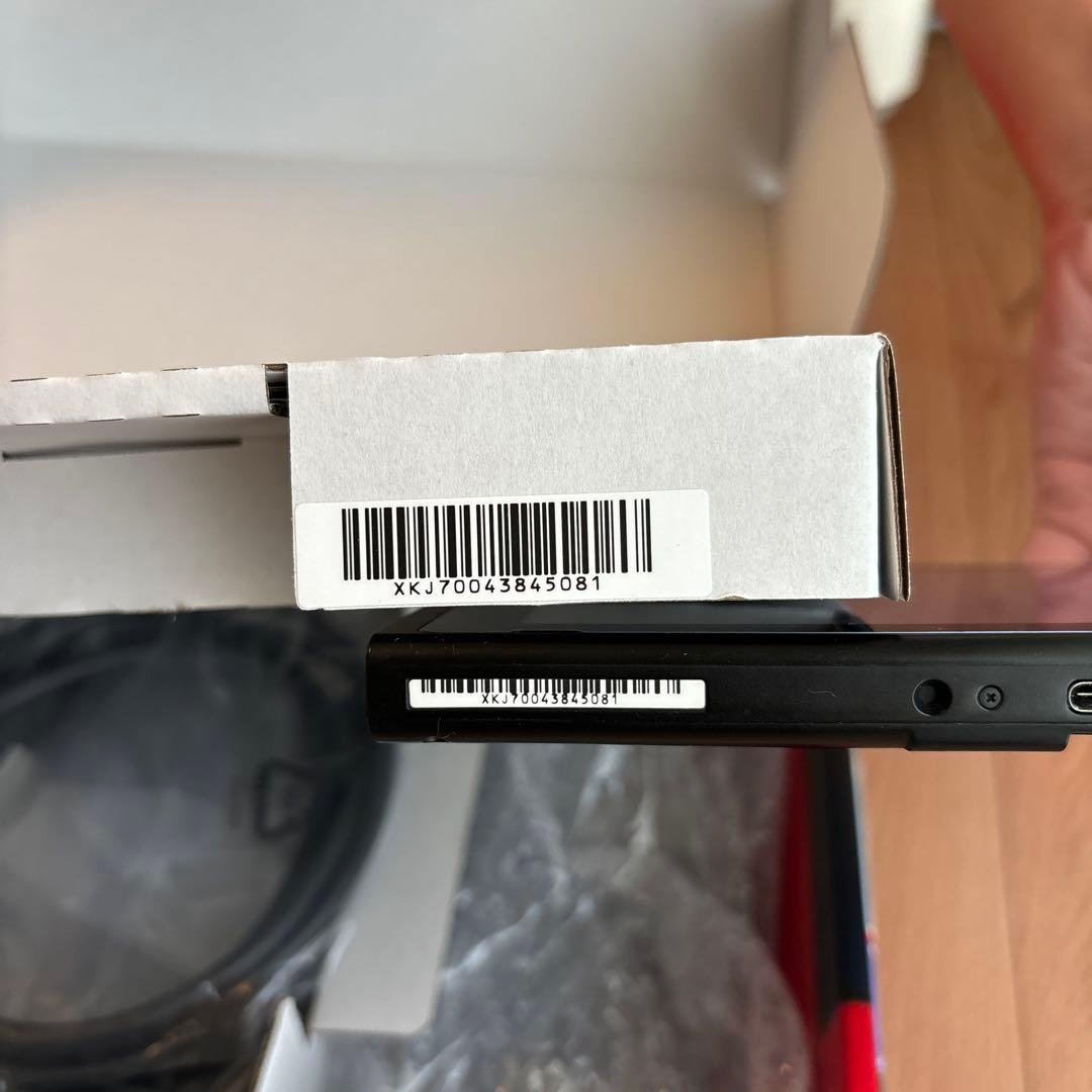 ニンテンドー　任天堂　Nintendo Switch 本体　赤　青　スイッチ